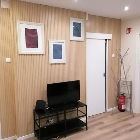 Lisbon Heart Santa Marta Apartment ภายนอก รูปภาพ
