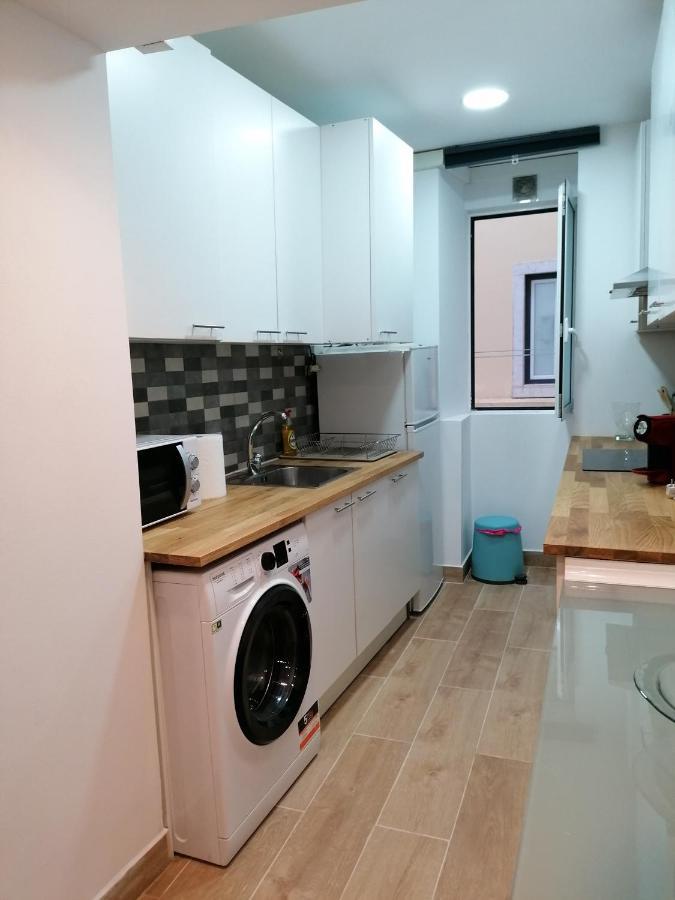 Lisbon Heart Santa Marta Apartment ภายนอก รูปภาพ