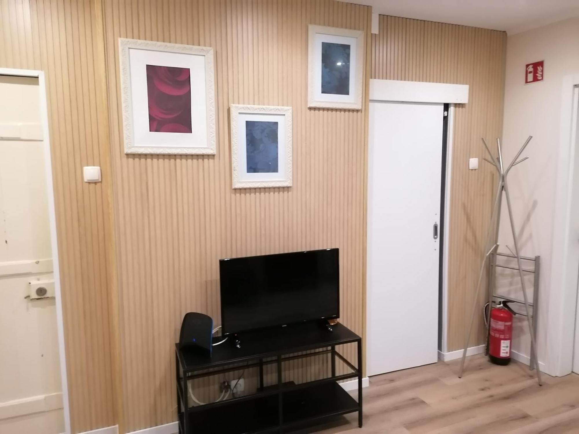 Lisbon Heart Santa Marta Apartment ภายนอก รูปภาพ