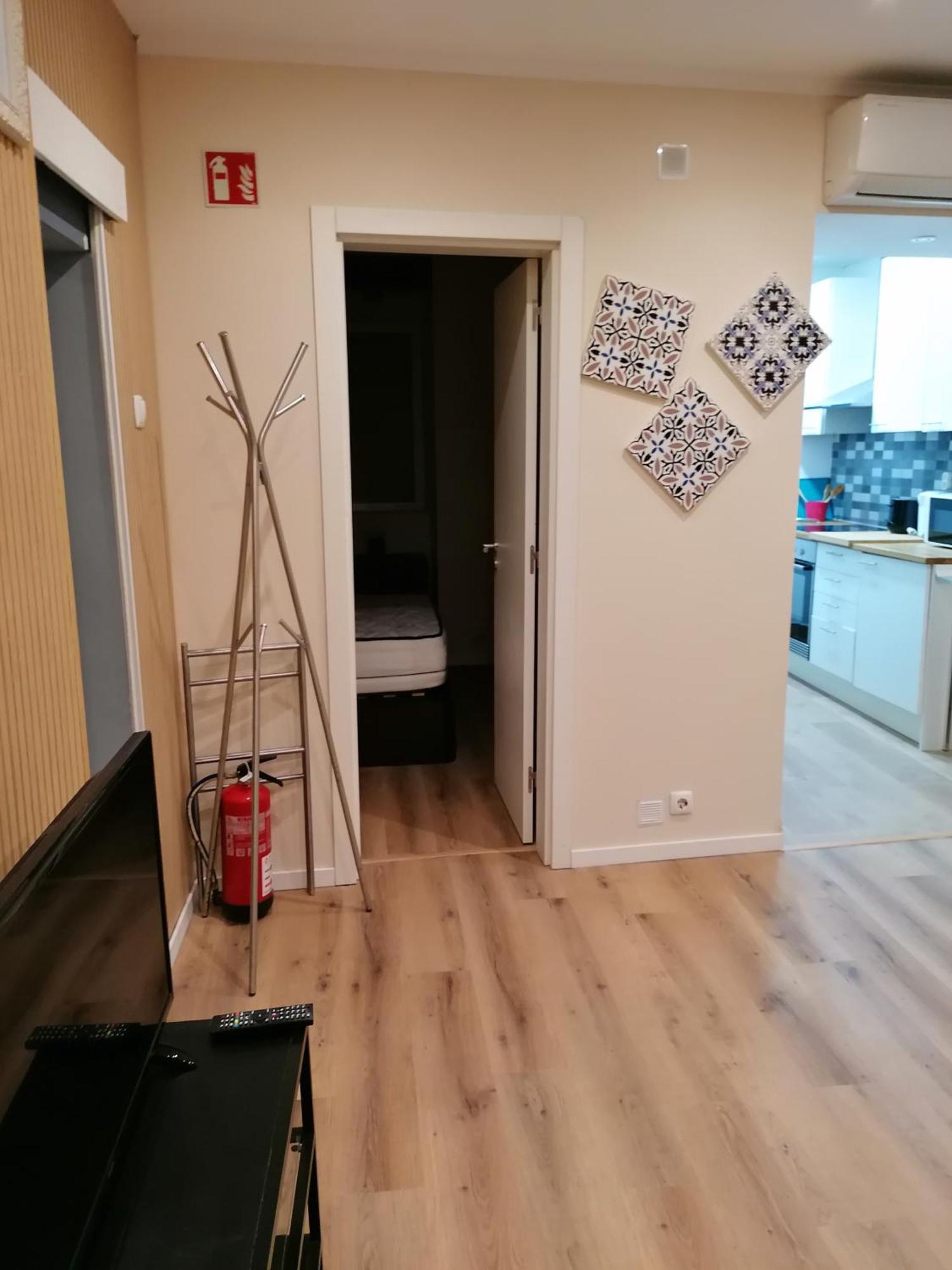 Lisbon Heart Santa Marta Apartment ภายนอก รูปภาพ